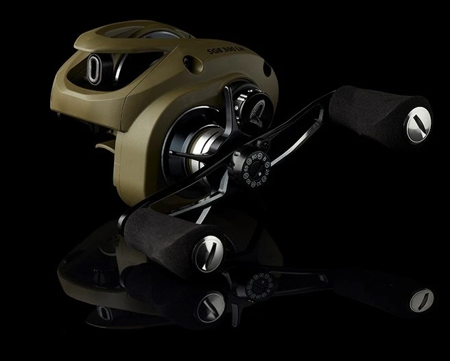 Savage Gear SG8 BC 300 LH Reel 1 Savage Gear SG8 BC 300 LH Reel