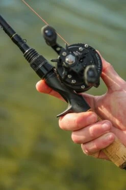 Ultimate Jerkstar 151 Black Edition -Visuitrusting Winkel 82c4a4c66288636b